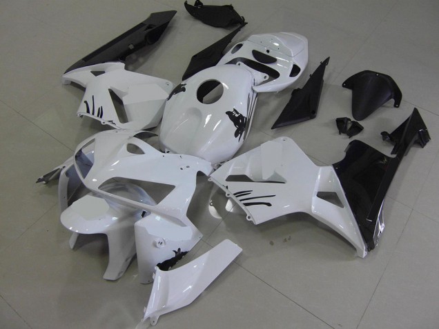 Online CBR 600 RR 05-06 Verkleidungen - Weiß mit Besonders Aufkleber Online CBR 600 RR 05-06 Verkleidungen - Weiß mit Besonders Aufkleber