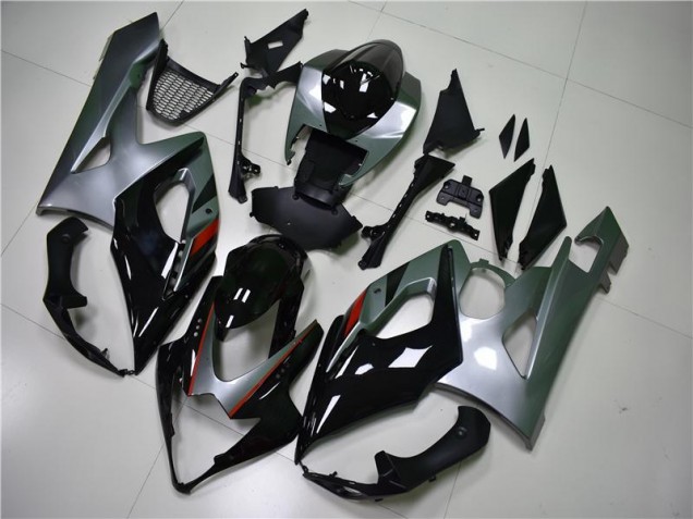 Online GSXR 1000 K5 05-06 Verkleidungen - Schwarz Silber Online GSXR 1000 K5 05-06 Verkleidungen - Schwarz Silber