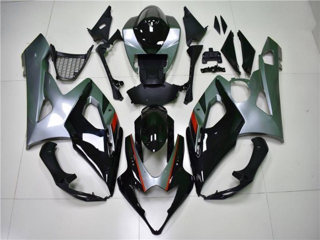 Online GSXR 1000 K5 05-06 Verkleidungen - Schwarz Silber Online GSXR 1000 K5 05-06 Verkleidungen - Schwarz Silber